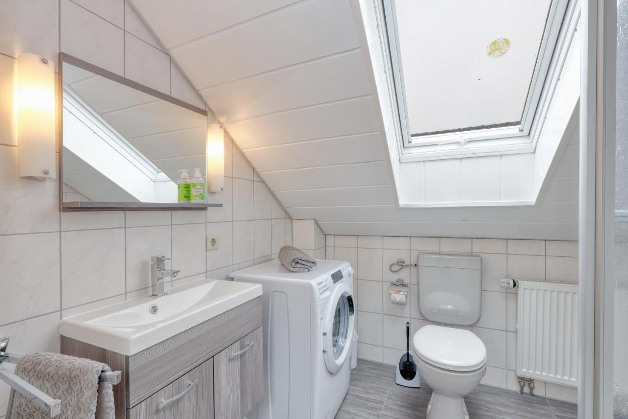 Seepark Kirchheim Ferienhaus Bei Vera Mit Sauna Exteriör bild